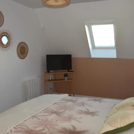 Nos Jours Heureux - L'escapade, Casa de Férias Etienville