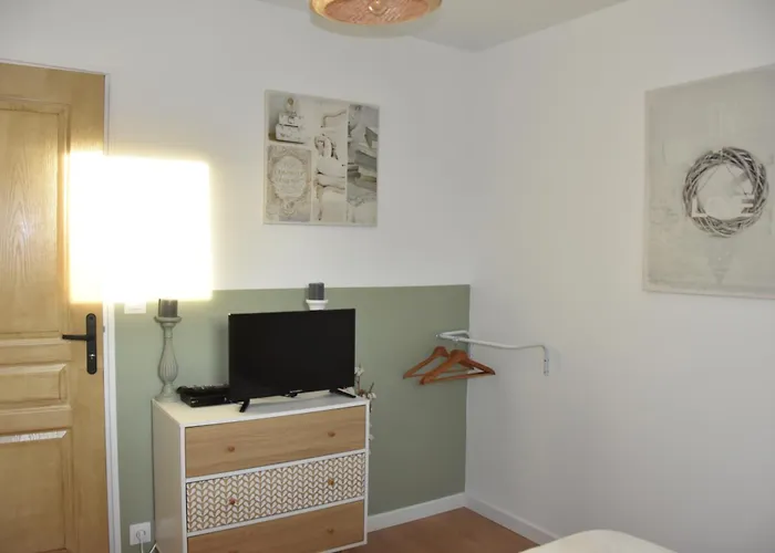 Nos Jours Heureux - L'escapade, Casa de Férias